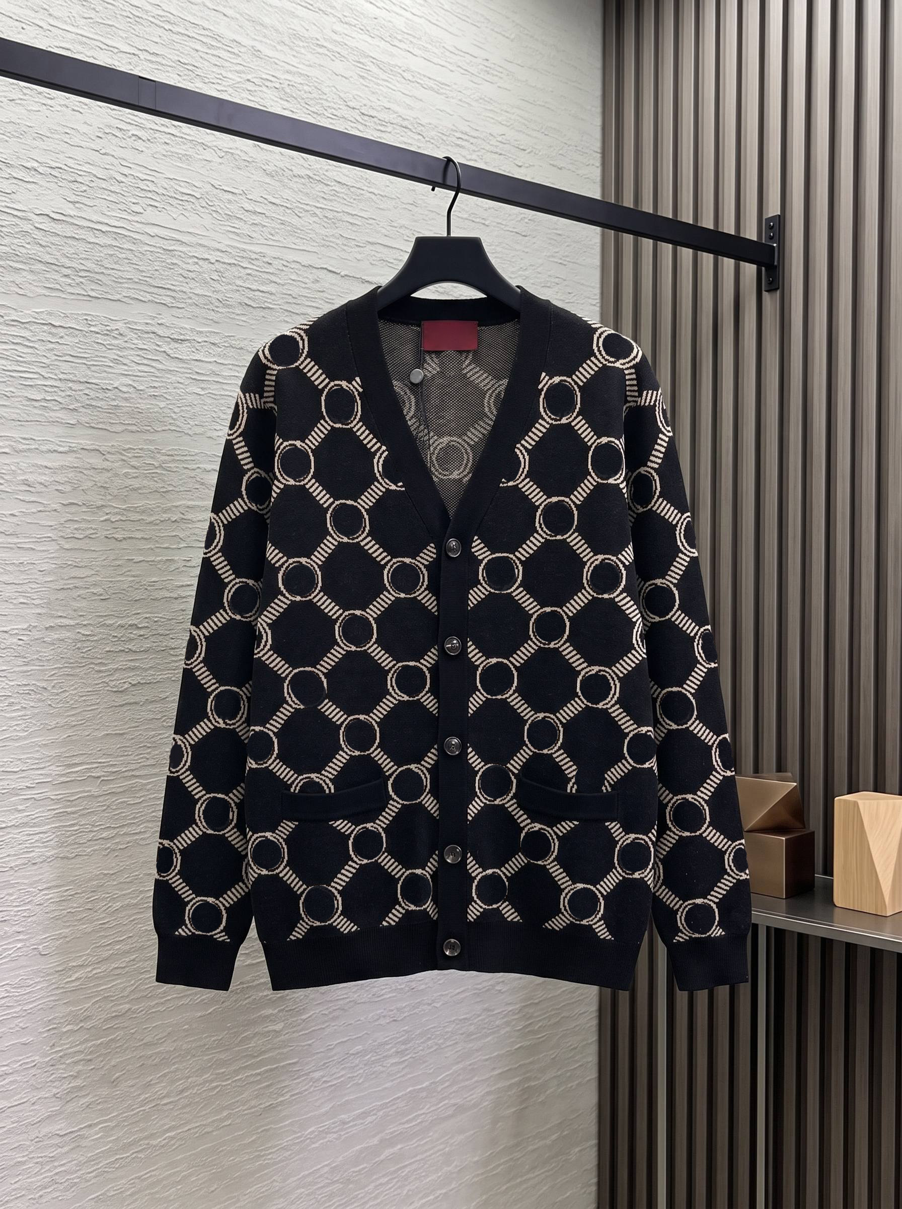 2026 Sweater Cardigan Brand Long Sleeve Knitted Sweaters Designer Elegant Cashmere Sweaters k357