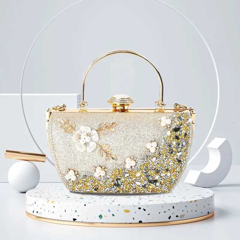 Evening Bags Totes 2024 New Arrival Flower Crystal Wedding Bridal Clutch Purse Designer Women's Dinner Party Cocktail Handbags Diamond Bags H26