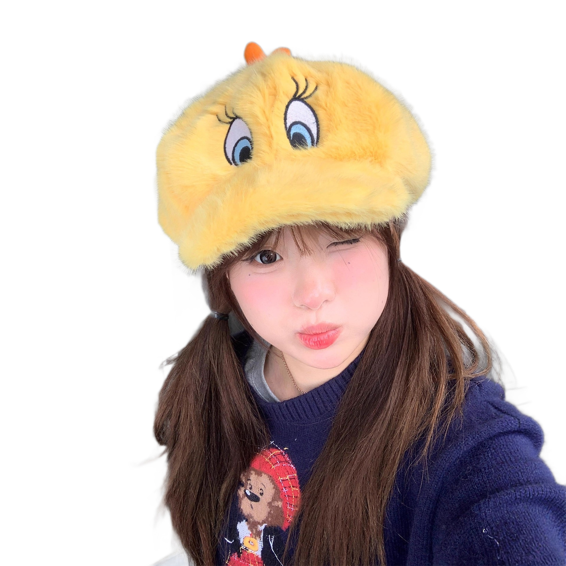 Korean-style cute little yellow duck beanie for women, autumn winter, fluffy and warm, oversized painter hat, trendy