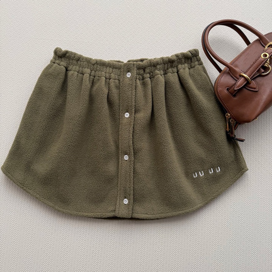 Trendy Women Y2K Mini Skirts Designer Elegant Sexy Vacation Mini Skirts Luxury Preppy Style Warm Birthday Party Skirts