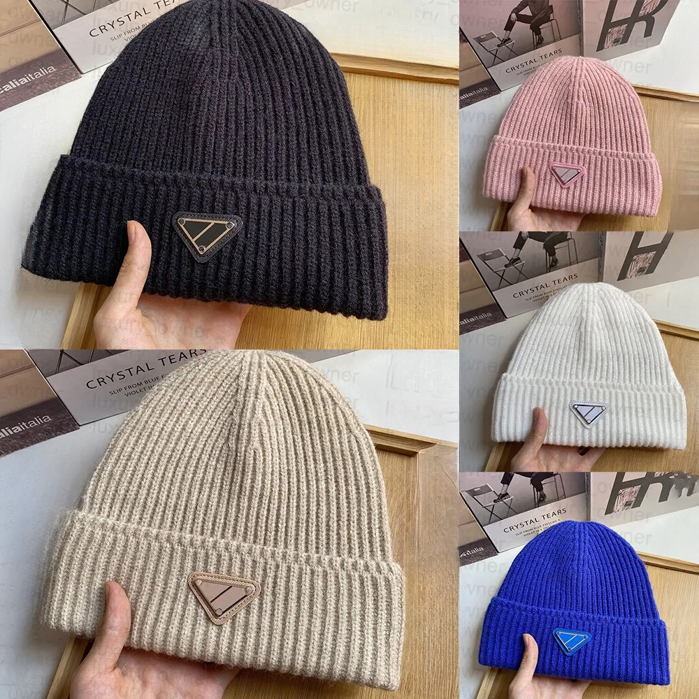2026 Winter Wool Designer Beanie Soft Woolen Fashionable Jacquard Warm Skull Cap For Men And perfume Women cologne Knit Hats White Black Khaki Beani