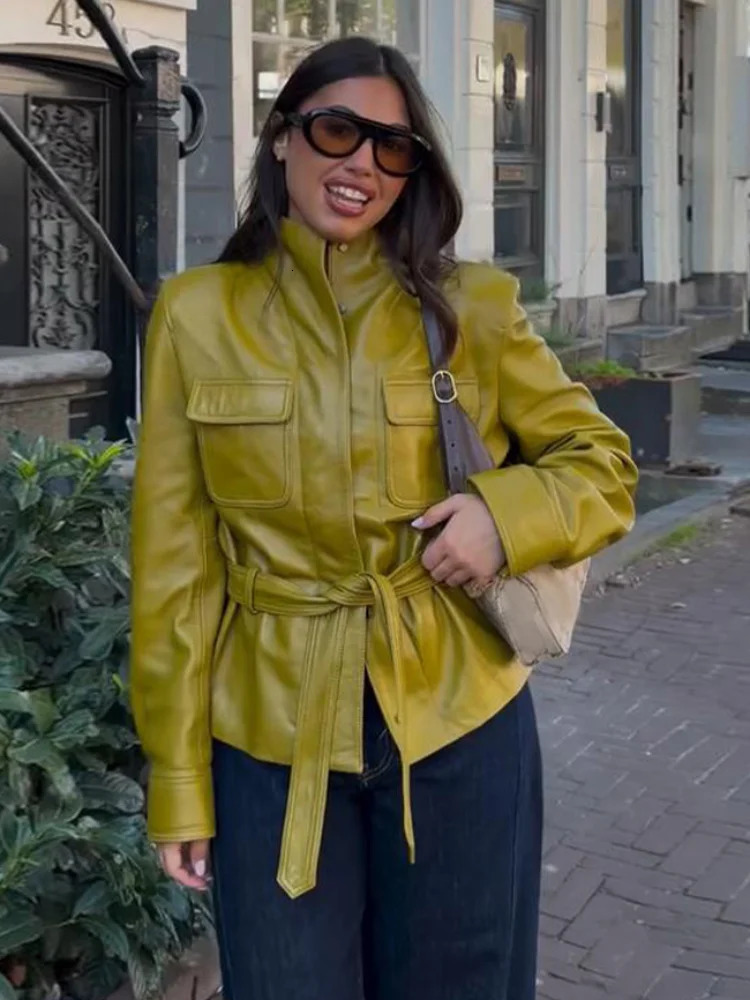 Vintage Stand Collar Faux Leather Jacket Women Long Sleeve Waist Belt Multi Pocket Utility PU Coat Autumn Chic Streetwear 261016