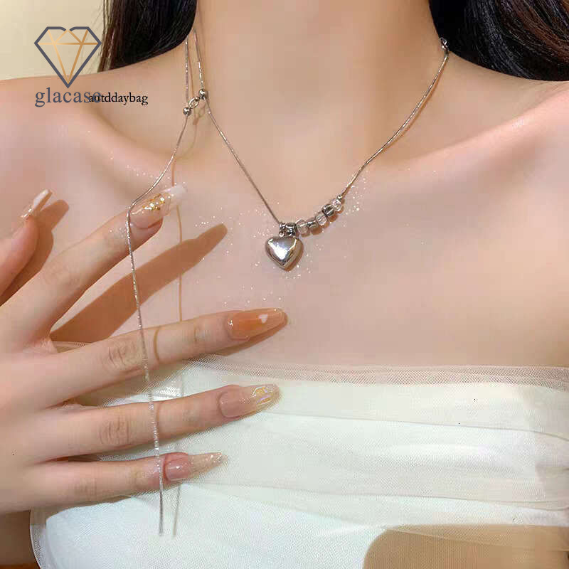 Sweet Cool Long Tassel Sweater Necklace for Women, Autumn and Winter, High-End Elegant Necklace, Light Luxury Niche Design Accessory