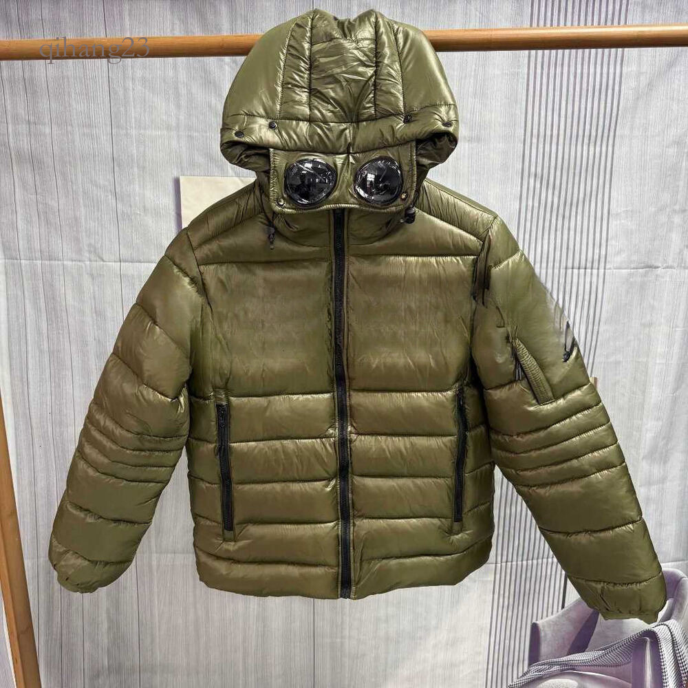 Cp Puffer Jackets Men Designer Winter Coats Goggles Decoration Puffer Jacket Clothes Luxury Lens Jackets Outdoor Classic Casual Men Coats D68