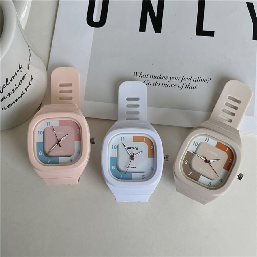 rist Watch New ladies Niche Trendy Dopamine Girl Watch Simple Forest Fresh Casual Versatile College quartz Style Small Dial ljh456
