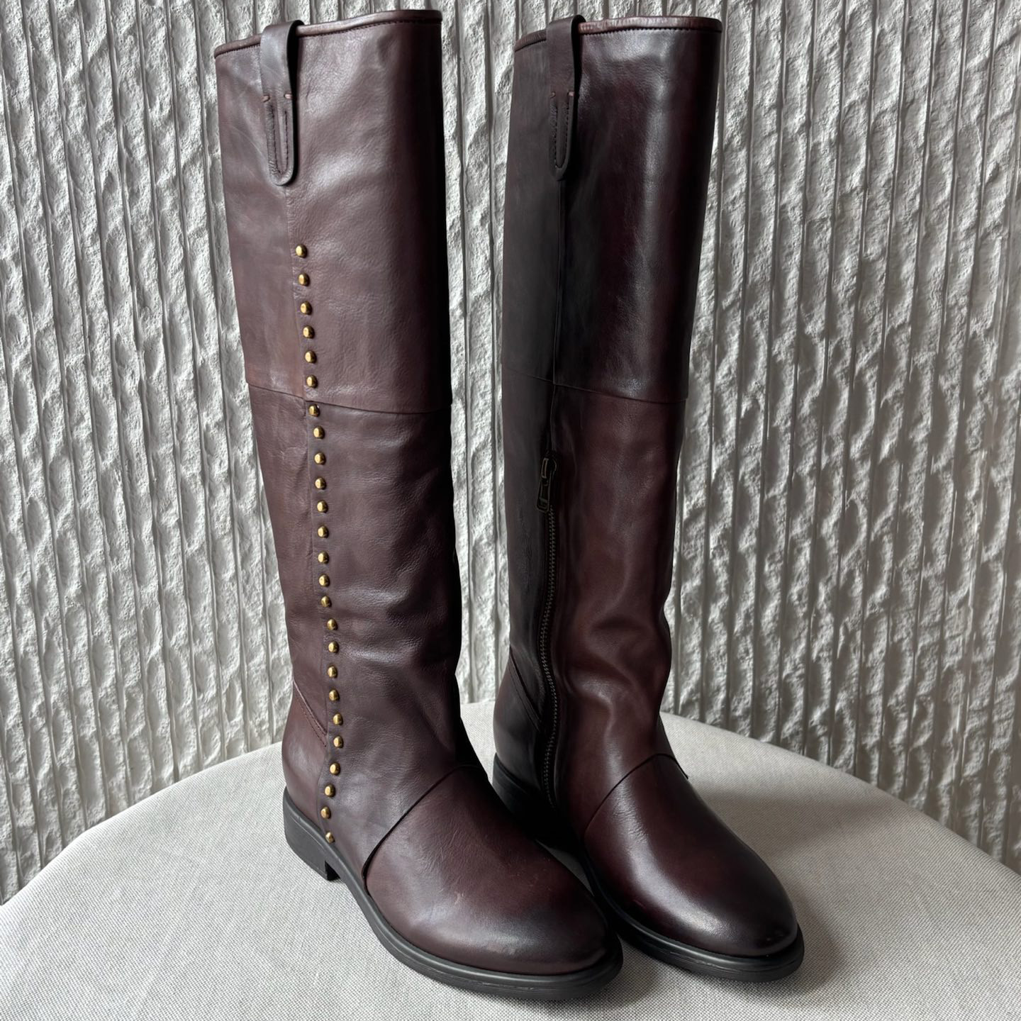 Retro Hand Dyed Western Tall Boots Ladies Cow Leather With Gold Stud Decorations Cow Lining Rubber Outsole Classic Cowboy Style Casual Versatile Fas