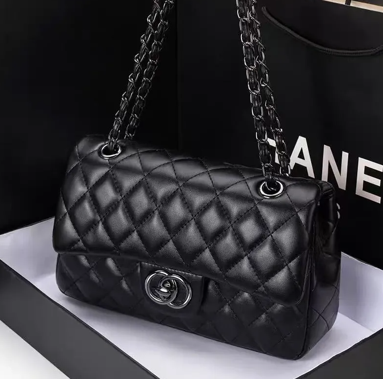 Top Designer Handbag Shouder Chain Bag Cutch Fap Totes Bags Waet Check Veour Thread C Purse Doube Letters Soid Hasp Waist Square Stripes Crossbody W