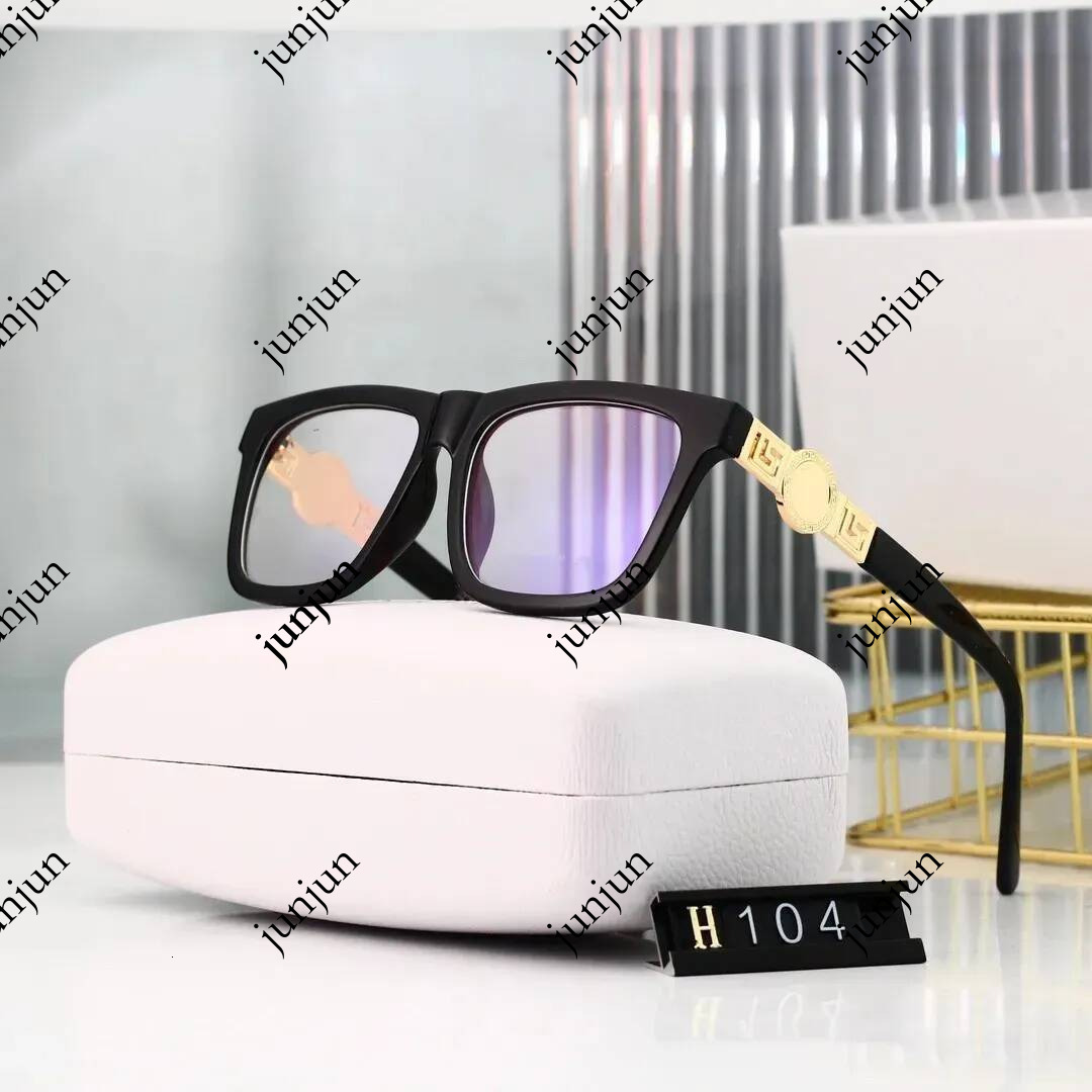 2024 Designer glasses sunglasses luxury letter womens Mens Goggle senior Eyewear For Women eyeglasses frame Vintage Metal Sun Glasses