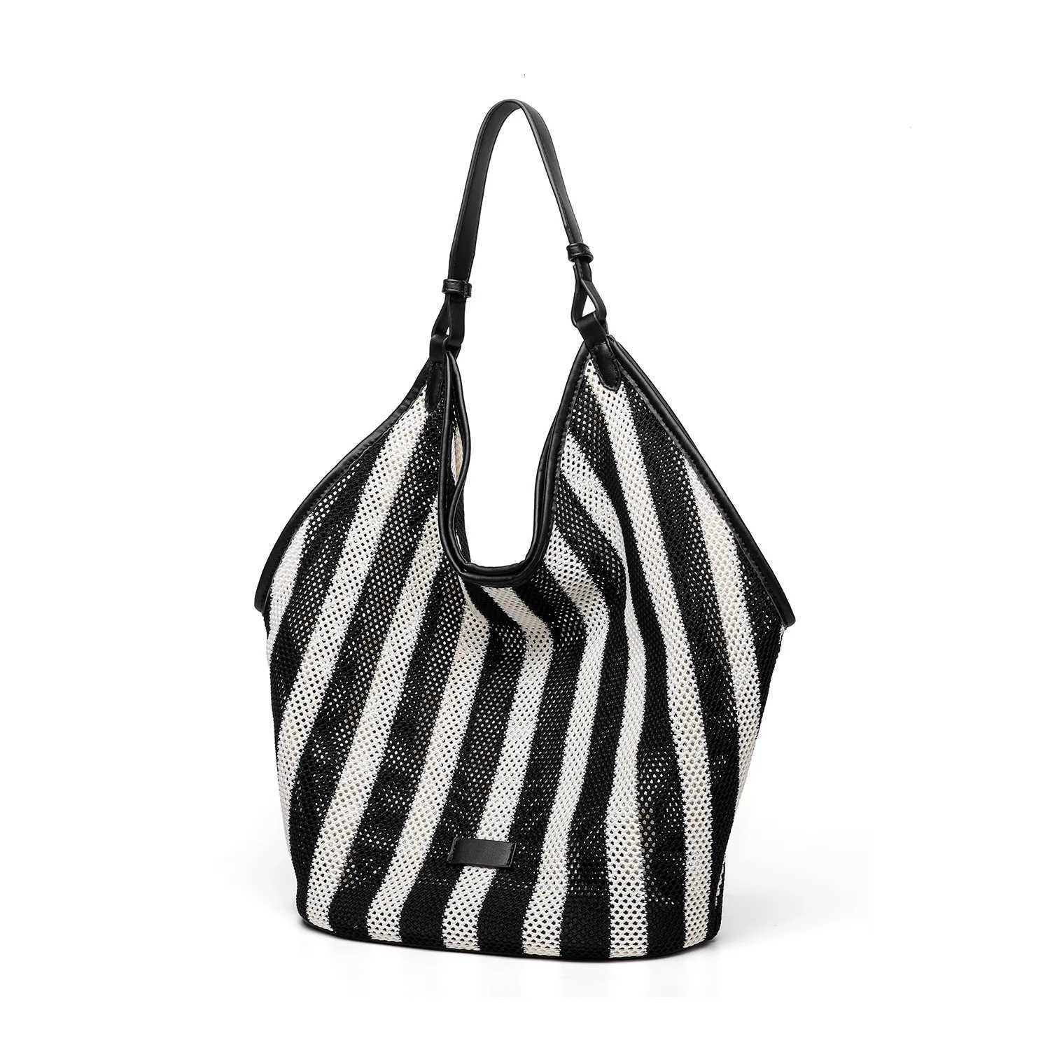 Evening Bags Totes Summer Beach Travel Vacation Handbag Niche Design Portable Striped Woven Shoulder Bag Large Capacity Commuter Tote Bag H261016