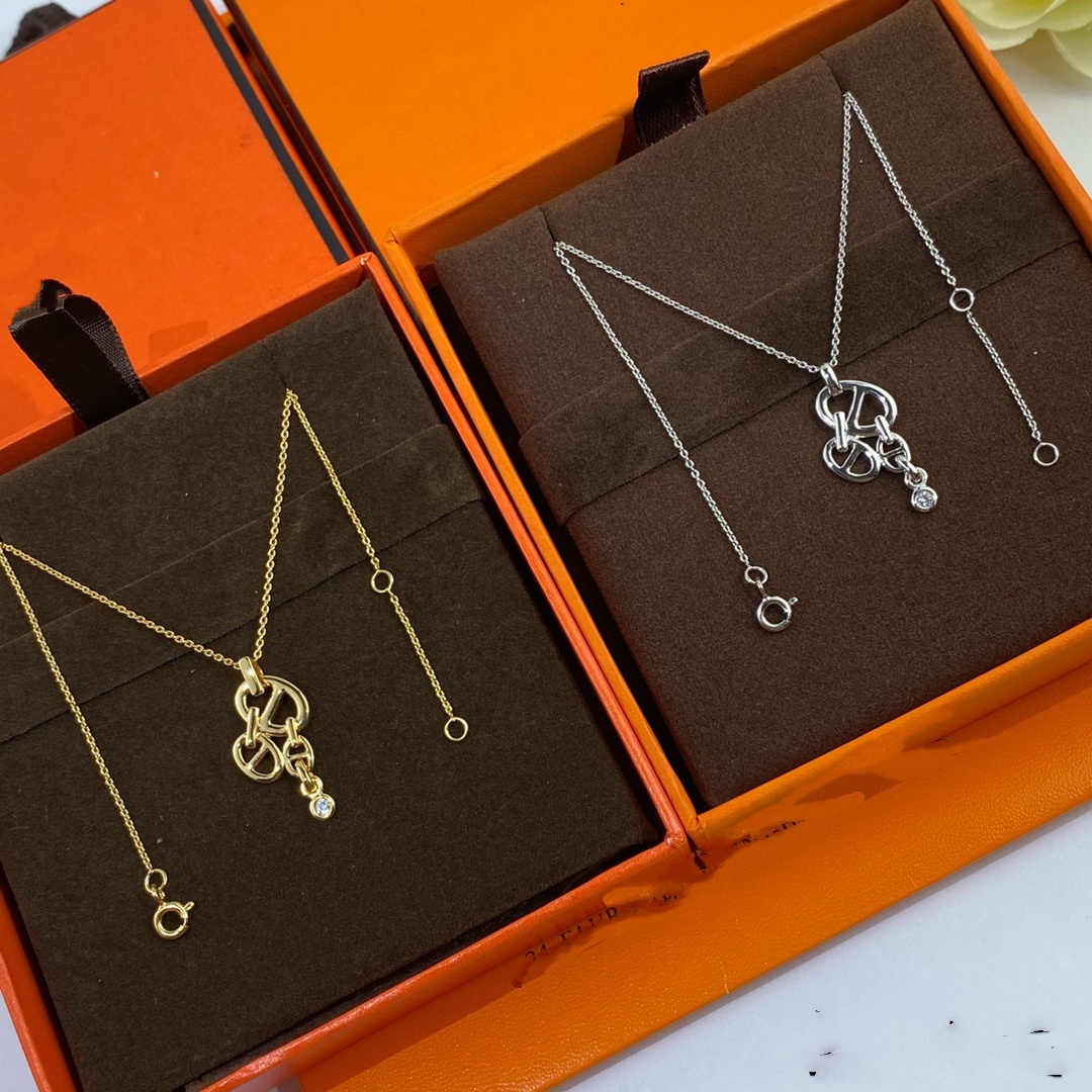 Necklaces women's Designer necklaces for woman luxurious necklace Pendant jewelry - lightweight luxury high-profile thick gold H-letter enamel