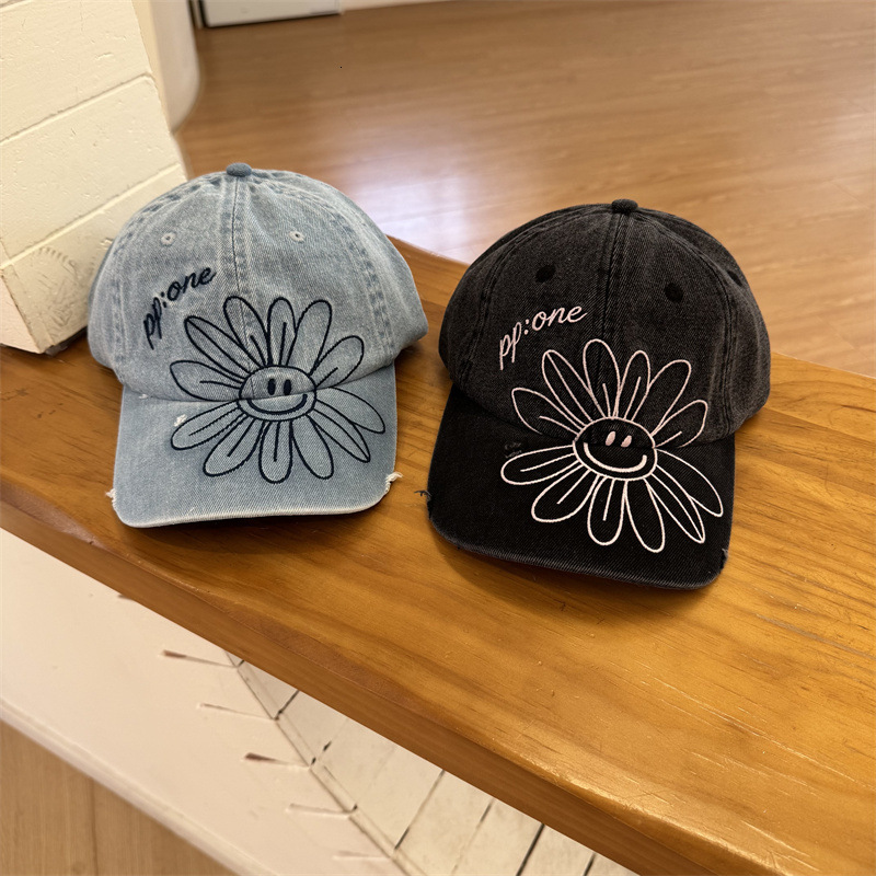 Vintage Washed Distressed Smiley Face Embroidered Baseball Unisex Spring Summer Sun Hat Korean Style Soft Top Duckbill Cap