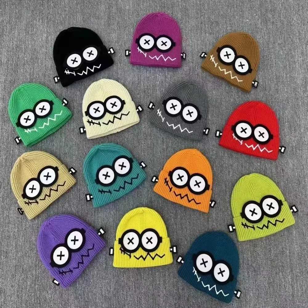 Beanie/Skull Caps 2024 Winter New Unisex Cuff Beanie Cap Candy Color Cartoon Big Eyes Pattern Knitted Hat Warm Ear Protection HatT261017