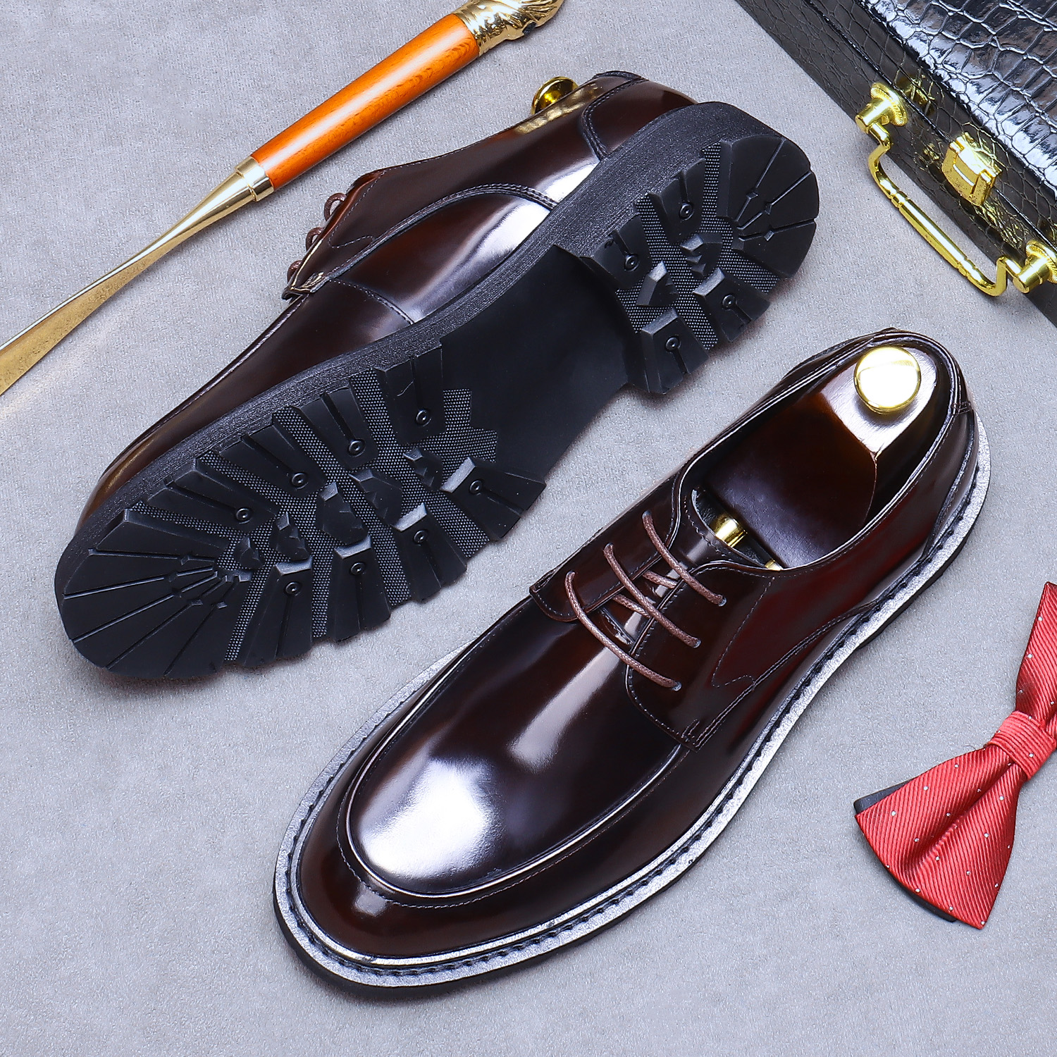 Men's Glossy Patent Leather Derby Shoes Thick Sole Platform Formal Dress Shoes Business Wedding Groom Lace-up Oxfords Large Size 38-46