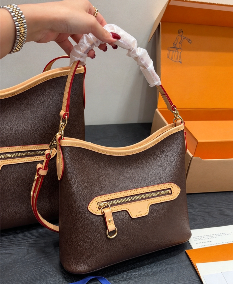 Top quality Designer Crossbody Bags for Women mini Boston Pillowcase Makeup Shell Bag Tote Camel Bucket Moon Basket Evening Party Bag Postman bag fr