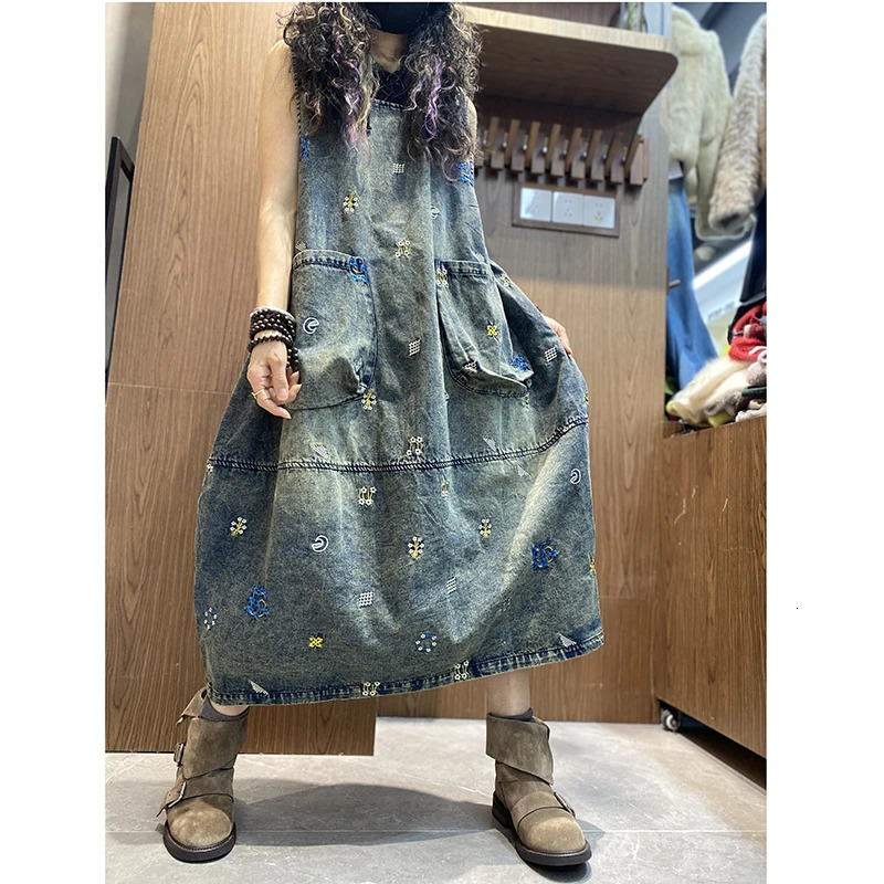 2026 Arrival Spring Summer Women Vintage Oneck Cotton Denim Aline Dress Midcalf Sleeveless Pocket Patchwork Dresses X169 261015