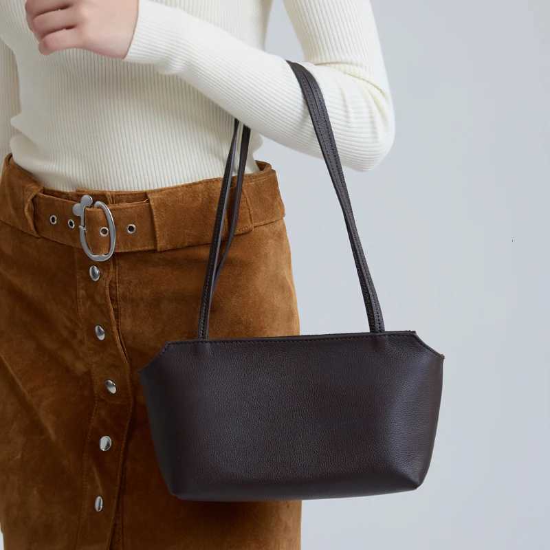 Cross Body Women's Bag 2026 Genuine Leather Handbag For Ladies Versatile Design Cowhide Leather Mini Commuter Shoulder Underarm Bags H261016