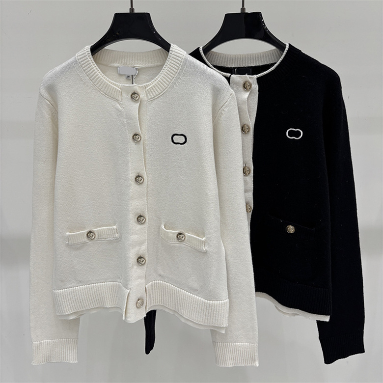 Designer Woman Minimalist Knit Cardigan Long Sleeve Letter Embroidered Elegant Shirt Autumn Winter School Office Date Vacation Daily Wear