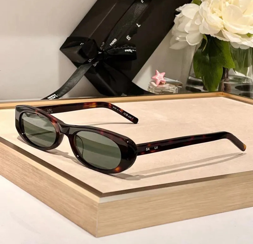 Designer Sunglasses For Women Protective Glasses Classic Oversize Eyeglasses Square Frame Outdoor Beach Sun Glasses For Man Woman