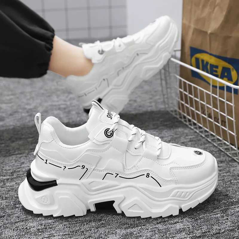 Casual Shoes Men's Thick Soled Casual Soft Soled Sports Shoes Four Season New Outdoor Students Comfortable Running Shoes Versatile Sneakers H26