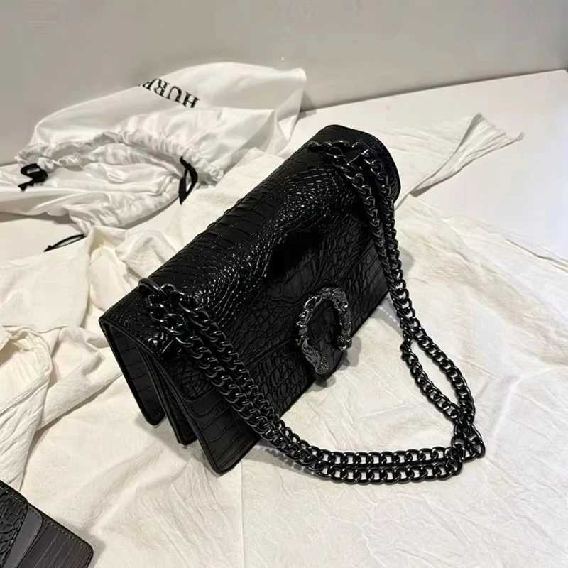 Cross Body 2026 New Classic High-quality Niche Chain Alligator Leather Slung Shoulder Square Handbag H261016