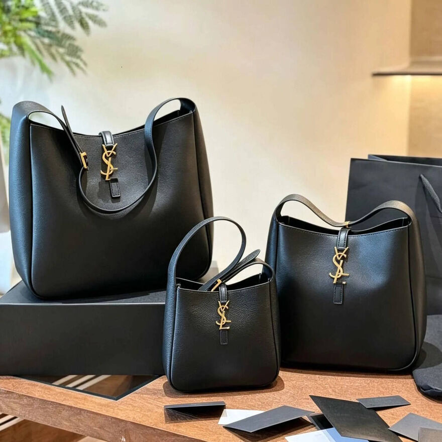 Designer Hobo Purse Tote 3 Sizes Quality Leather Shoulder Gold Hardware Large Capacity Fashion Shopping Handbags Women Beach Bag Luxury Daily Undera