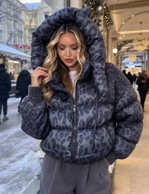Women's Down Parkas Leopard Print Puffer Jacket With Cat Ears Hooded Zip Up Short Down Coat Bubble Sleeve Women's Winter Streetwear Ladies