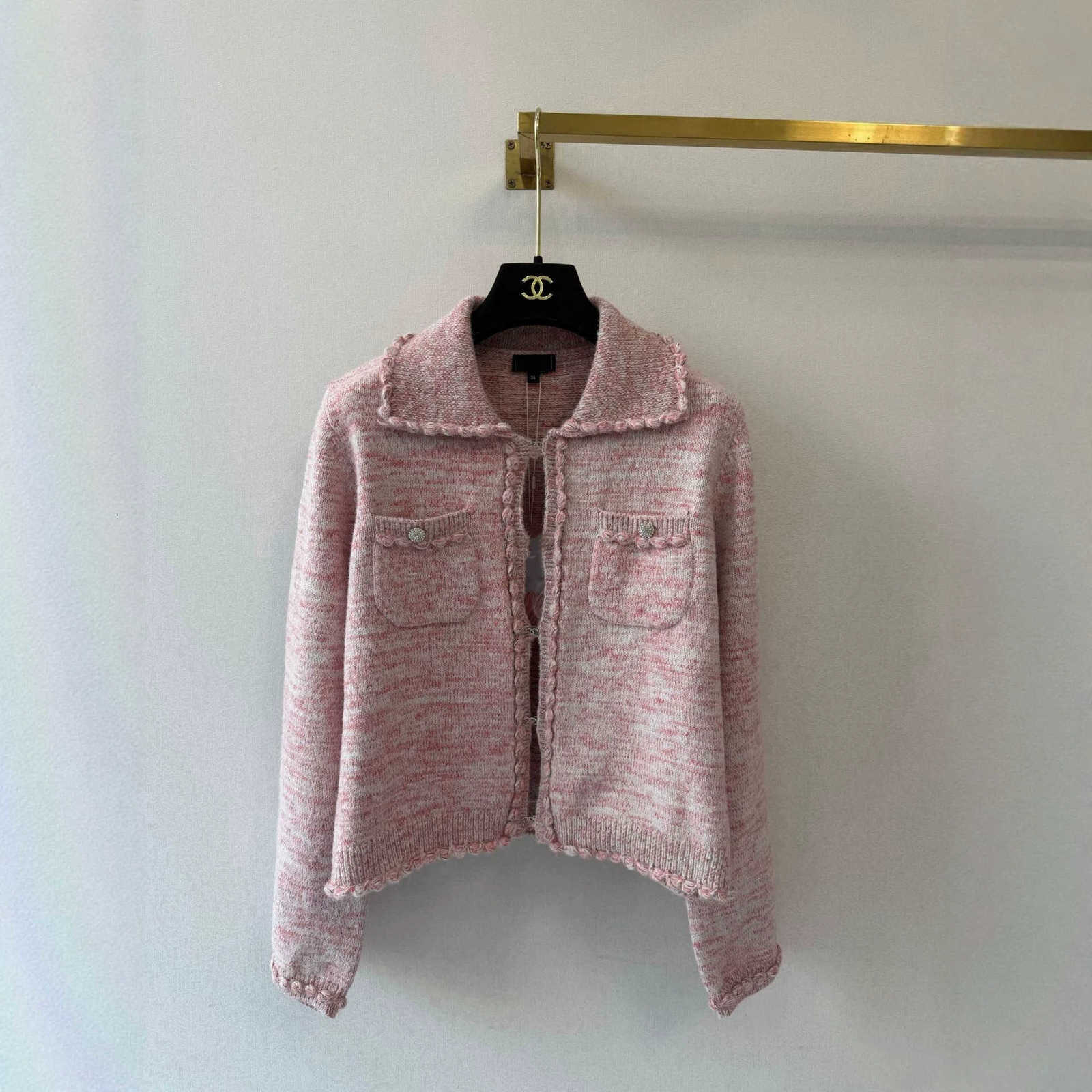 Women's Jackets Designer 2026 Autumn/Winter New Women's Knit Cardigan with Turn-Down Collar, Short Cropped Polo Neck