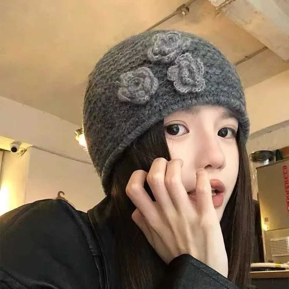 Beanie/Skull Caps Personality Solid Color Knitted Woolen Hat Elastic Soft Winter Warm Hat Warm Korean Style Flower Beanie Hat GirlT261017