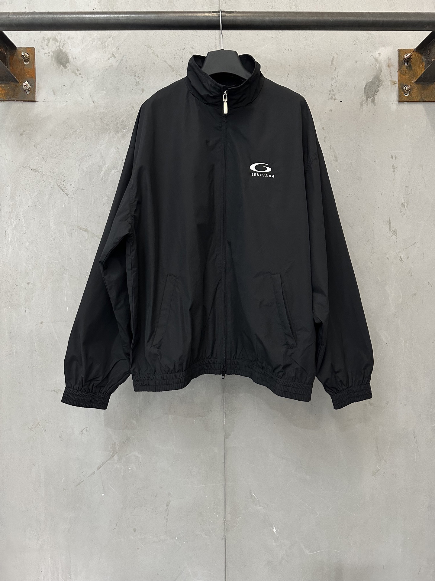 2026 Fashion Jacket 26SS Khaki Zipper Jackets Streetwear Outdoor Casual Oversize Jacket Brand Coats Satin Designer Jacket Clothing s11