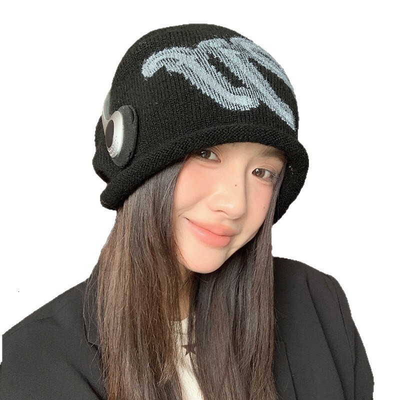 Korean Style Personalized Jacquard Knitted Autumn Winter Outdoor Travel Women Windproof Warm Slouchy Beanie Turban Hat
