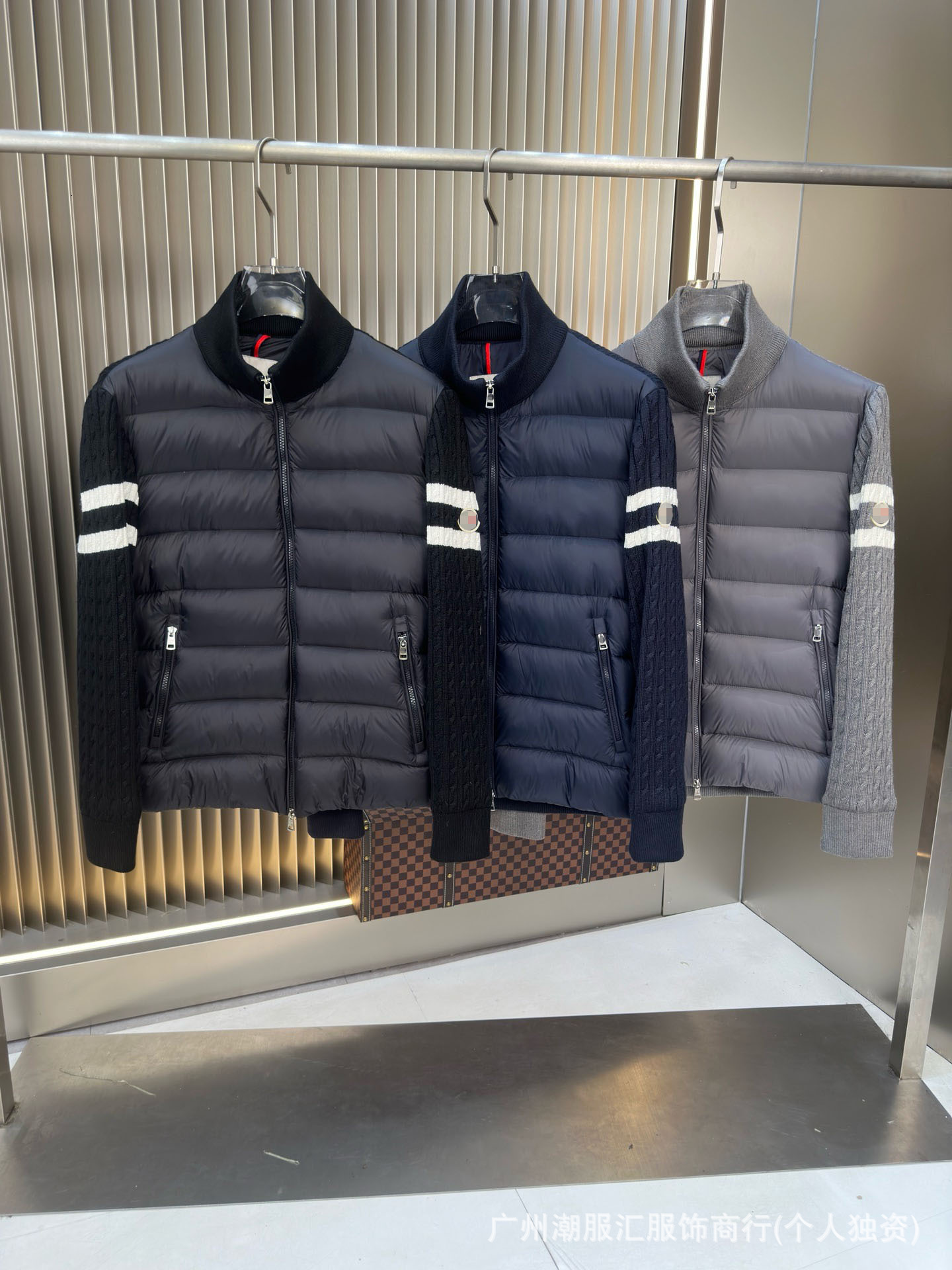 Designer men's down jacket with men's stand-up collar tie and striped sleeve logo, fitted and slim, autumn and winter business warm jacket