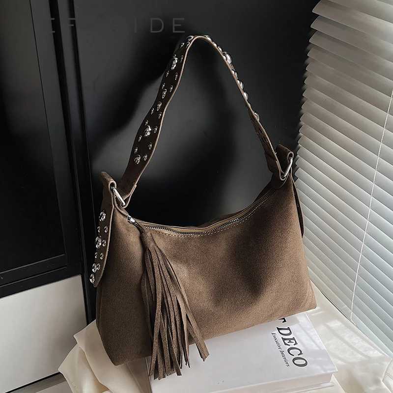 Shoulder Bags LEFTSIDE FAshion Shoulder Bags for Women Tassels Design Faux Suede Cross Body Bag 2025 LatEST Designer Handbags H261016