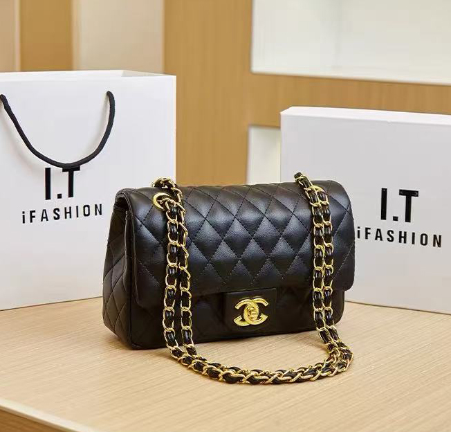 Luxury Top Designer handbag bag Shouder bag Chain Bag Cutch Fap Tote Bags Waet Check Veour Thread bag Purse Doube Letters Soid Hasp Waist Square Str
