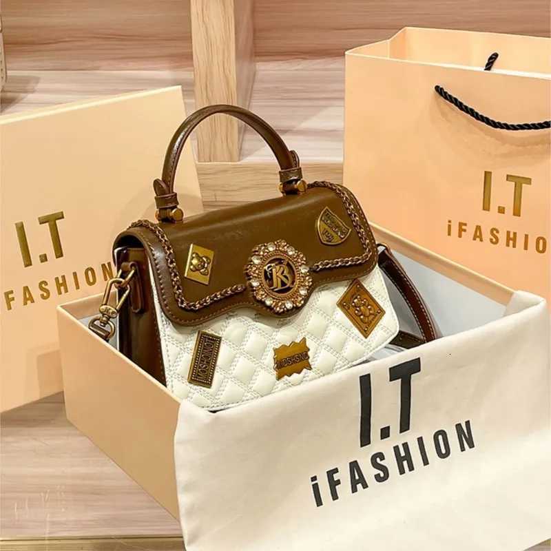Evening Bags Totes Women's handbag designer handbag women's 2024 new spring/summer texture single shoulder crossbody H261016