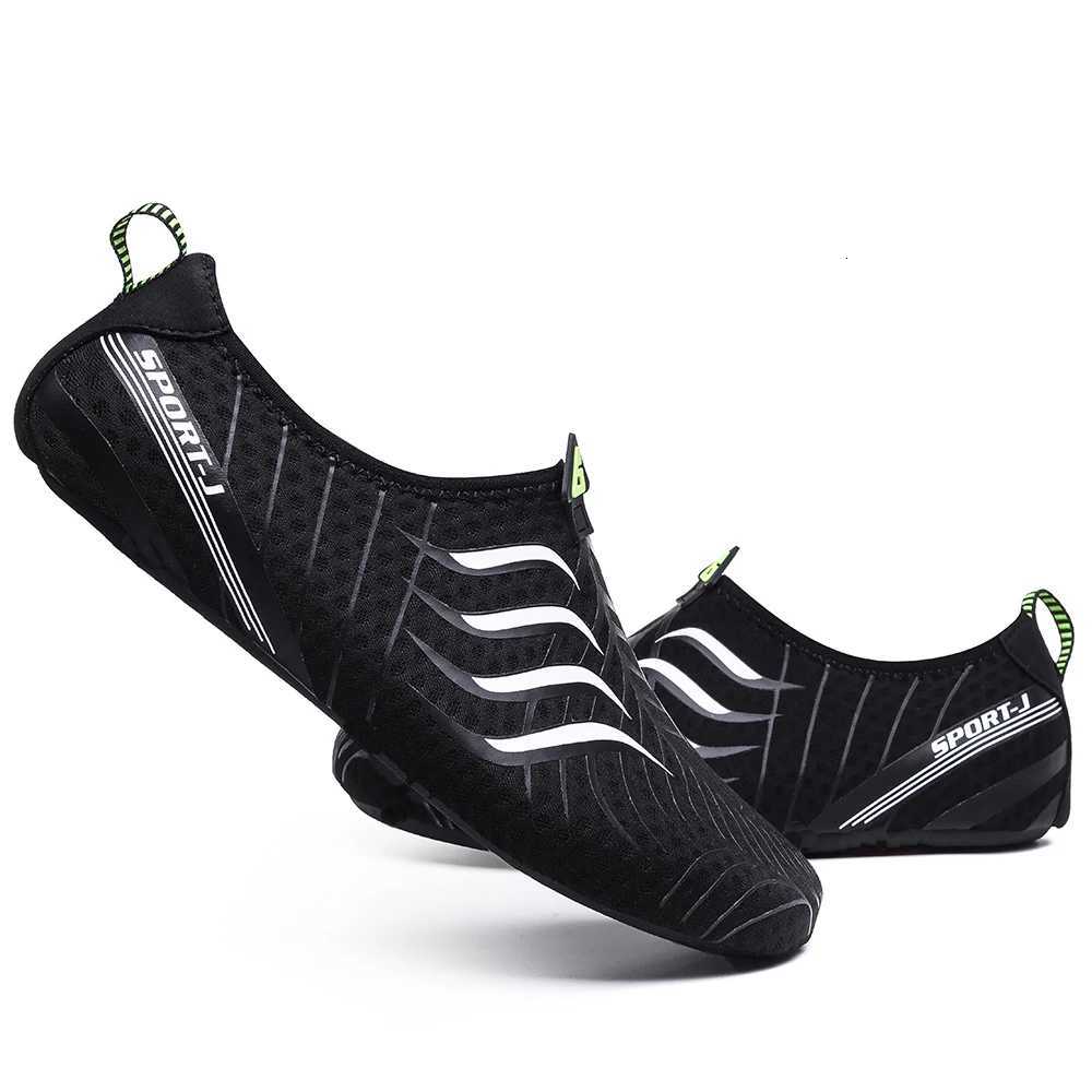 Casual Shoes Men Water Aqua Shoes Women Swimming Sneakers Barefoot Sandals Beach Wading Flats Unisex Breathable Quick Dry Footwear H261016