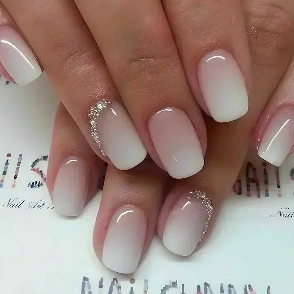 False Nails 24Pcs White Gradient False Nails Ombre Short with French Design Rhinestone Wearable Fake NailsFull Cover Press on Nail Tips Art Q261017