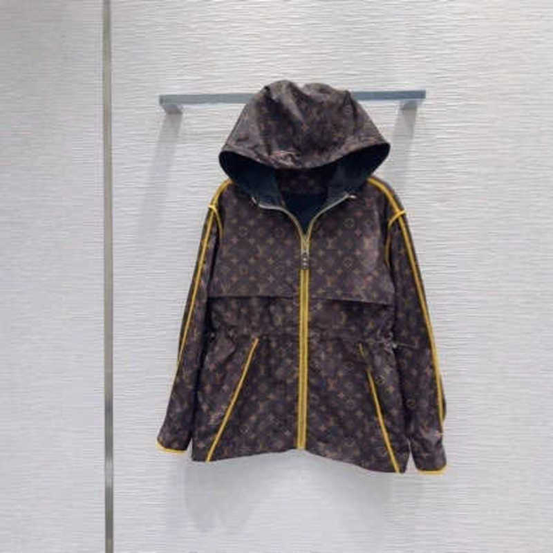 Women's Jackets Designer New Hooded Windbreaker, Loose Fit, Waist-cinching Design, Slimming Effect, Stylish And Elegant, With A Printed Pattern