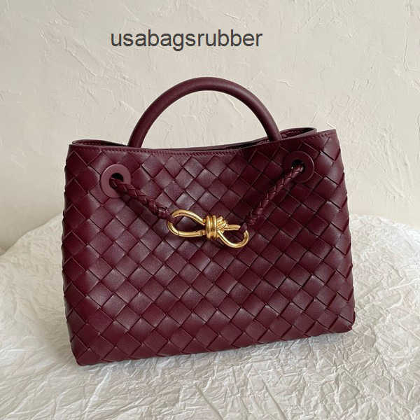 Graceful Designer Style New Handbag Tote Bag Handwoven Briefcase Leather Single Shoulder Crossbody