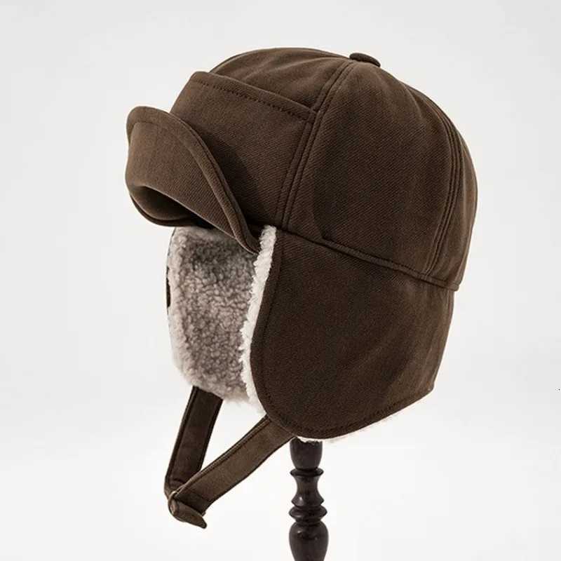 Trapper Hats Korean Winter Cold-proof Lei Feng Hat Women's Fashion Thickened Ear Protection Hat Men's Outdoor Warm Plush Flying Bomber Hat