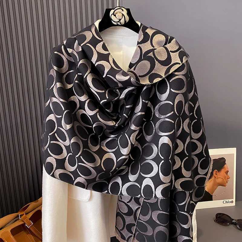 2026 Classic Retro Geometric Tencel Cotton Circular Jacquard Tassel Shawl for Winter Warmth and Fashionable Double sided Scarf S261017HTG3