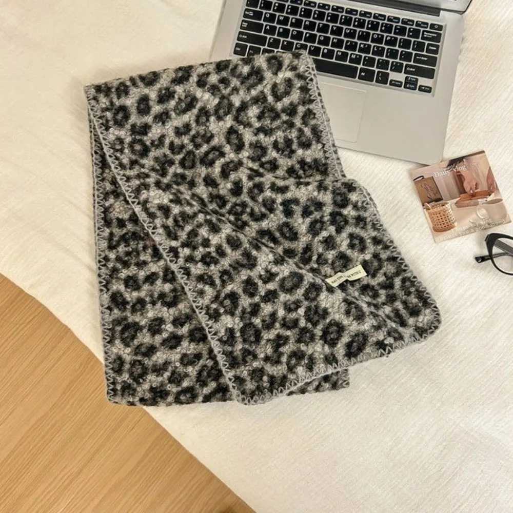 Leopard Print Winter Scarf Imitation Wool Warm Double-Sided Cashmere Scarves Neckerchief Style Thickened Shawl Wrap Neckerchief S2610177B6Z
