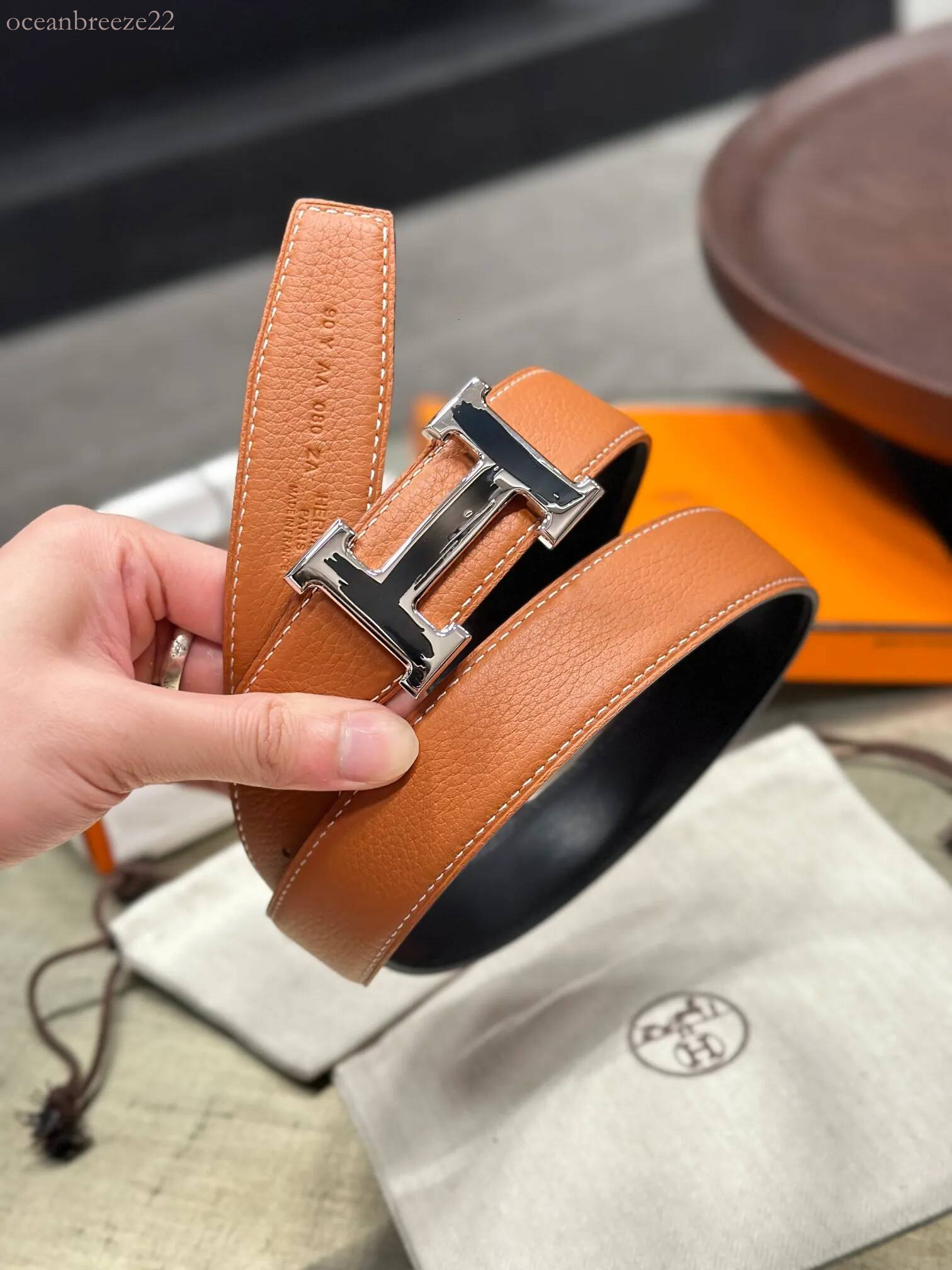 hness belt Designer Luxury Brand Top Cowhide Men's Belt H shaped Buckle Genuine Leather Automatic Buckle Men's Youth Simple And Fashionabl