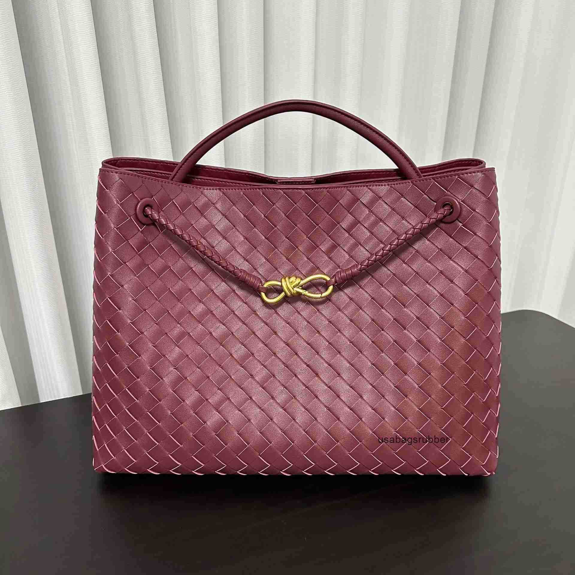 Luxe Designer Style Fashion New Woven Bag Large Capacity Versatile Quilted Leather Tote Bag Casual Shoulder Handbag