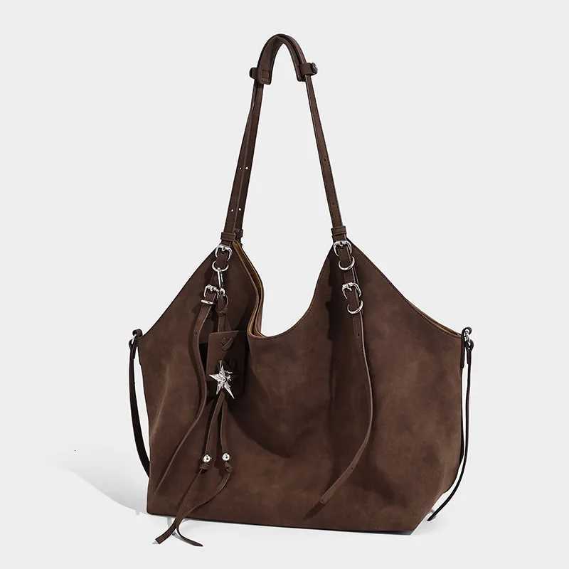 Evening Bags Totes Fashion Faux Suede High-quality Handbag 2025 Autumn and Winter New Shoulder Bag Large Capacity Women's Bag Commuting Tote Ba