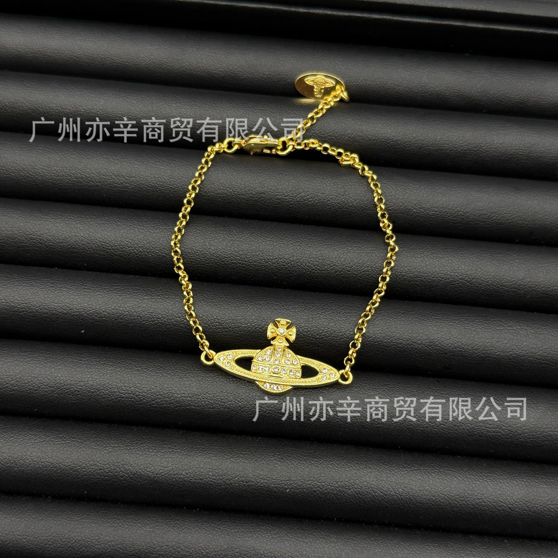 Exquisite, high-quality, branded Saturn full-diamond bracelet women, featuring light luxury style and a sophisticated, high-end planetary designAvai