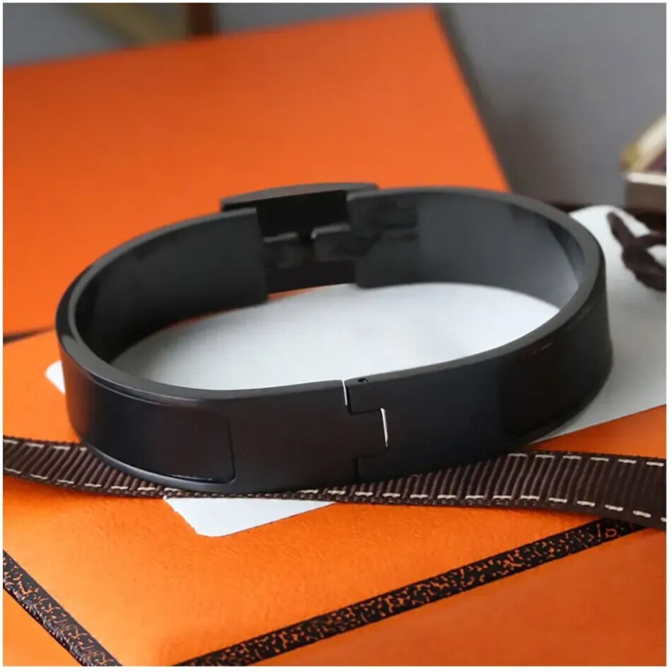 2026 New New Bracelet Mens Bracelets Black Bangle For Men Designer Braclets Armband Damen perfume Gold cologne Bangles Braclet Pulsera Bracciale Oro