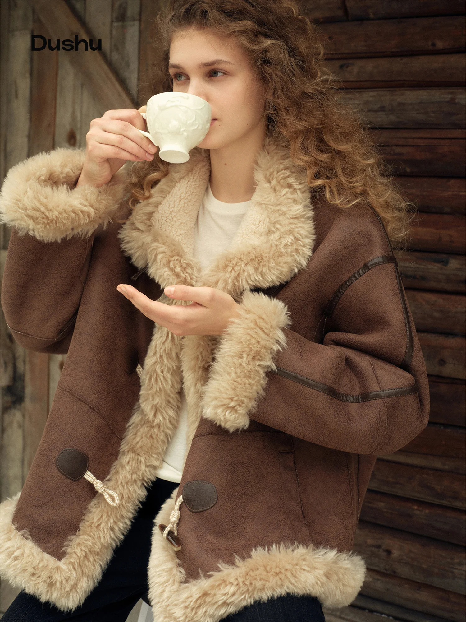 DUSHU Retro Suede Large Lapel Patchwork Coat Women Warm Winter Style 2026 Loose Fit Doold Vintage Brown Horn Button Leisure 261016