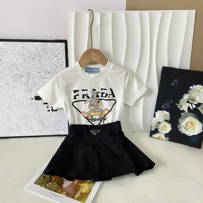 Summer Kids Designer Clothes Cute Two Piece Skirt Set Baby Girls Children Clothing Dresses Sets Short Sleeve Pullover T-shirt Pleated Cake Dress P87