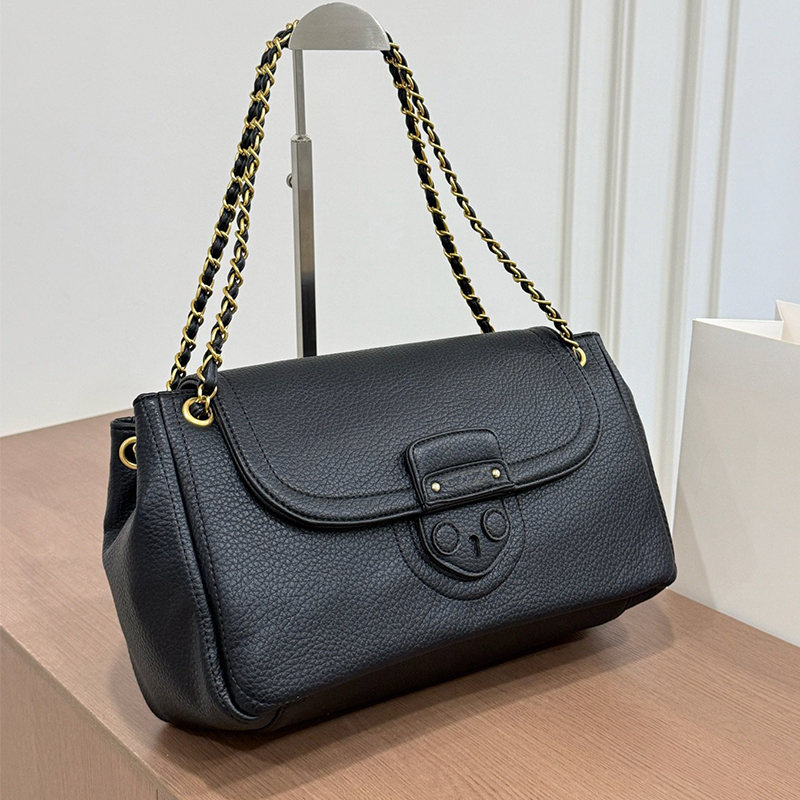 10A Designer Fashion Luxury Bags Women's Leather Flap Shoulder Bag Vintage Chain Crossbody Handbag with Metal Turn Lock Large Capacity Daily Sa