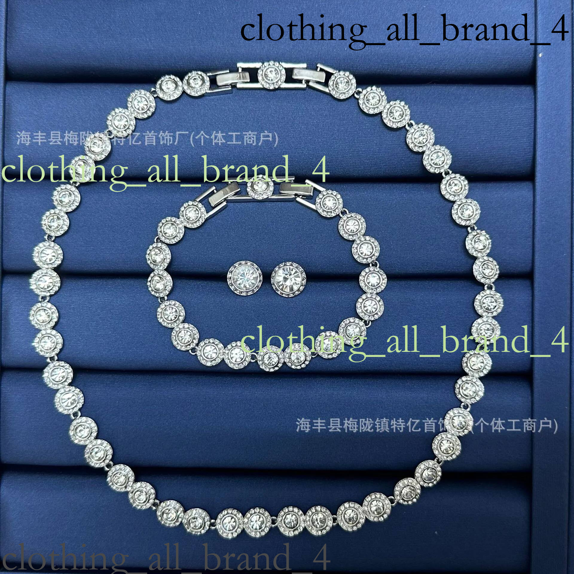 2026 New High Quality Designer Silver Fashion Jewelry Necklaces For Women Shi Family Round Button Full Diamond Necklace Bracelet Earnail Set Df2